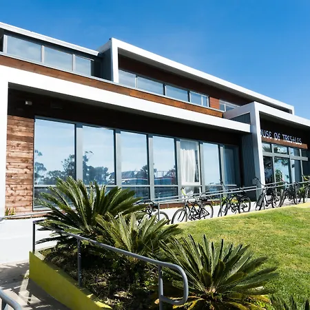 House Of Trestles-3