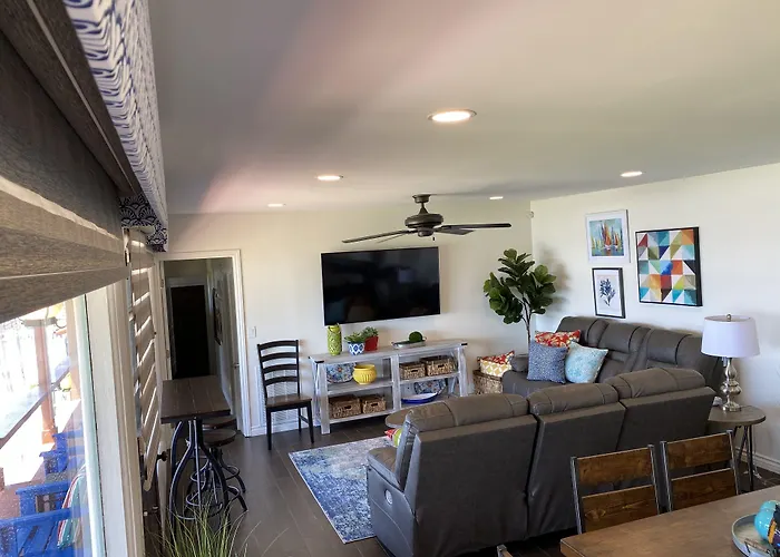 B&B only: Beachcomber Inn